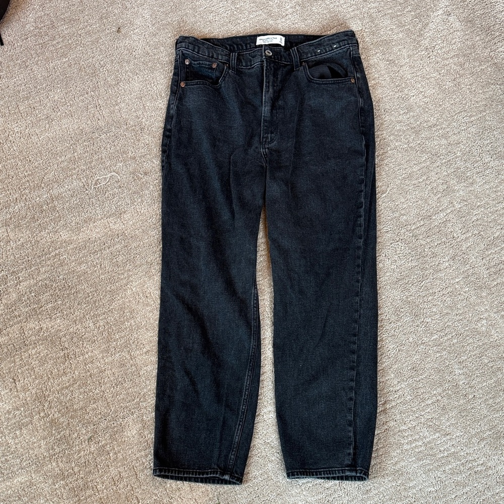 Abercrombie and Fitch Ankle Jeans